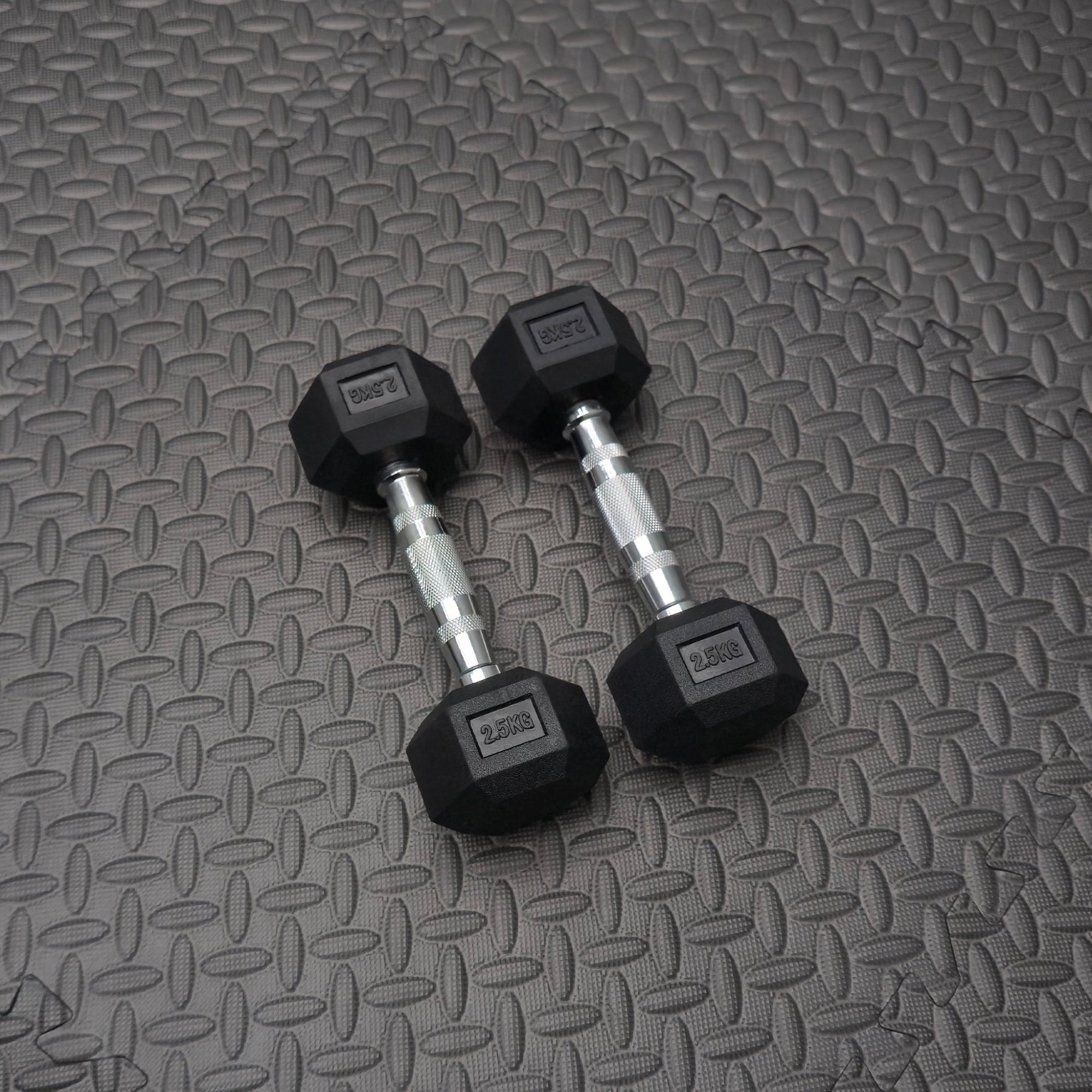 pair of 2.5kg hex rubber dumbbells